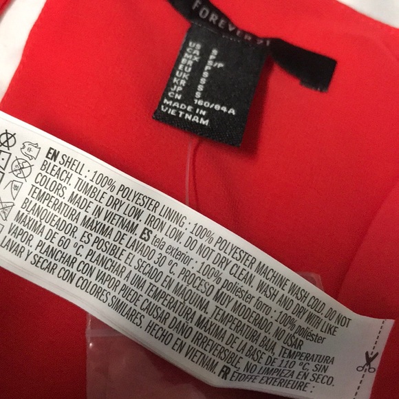 3/$30 🌺 Sleeveless Top - Size S - Picture 4 of 4